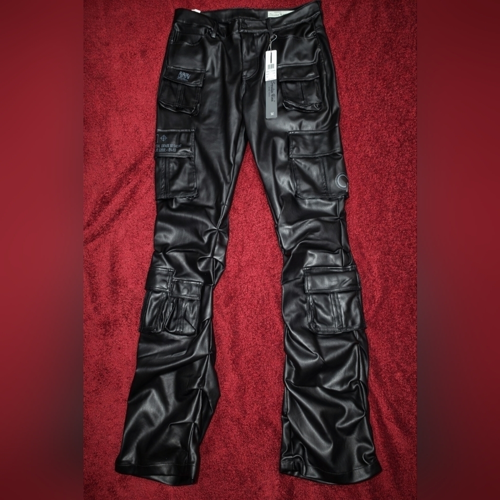 Smoke Rise Men's Stacked Flare Cargo Pants - Black - Picture 7 of 8
